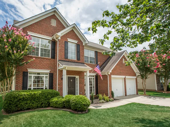 16028 Grafham Cres, Huntersville, NC 28078