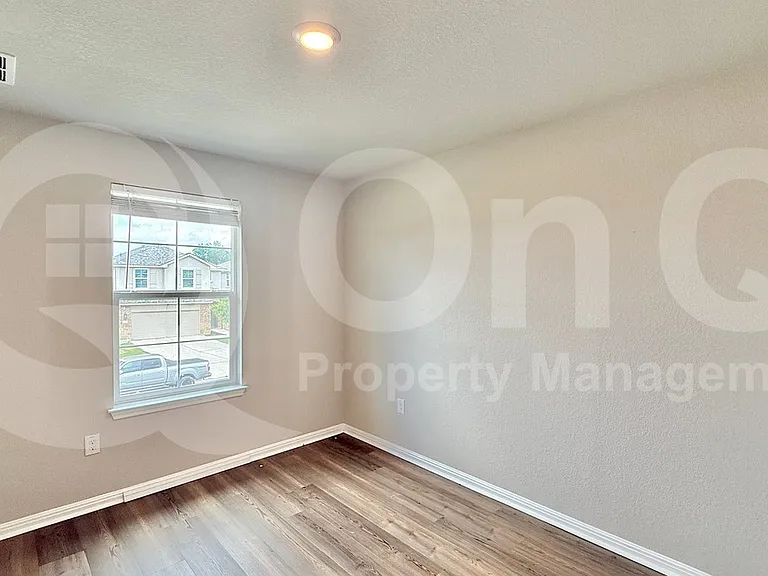 521 Otto Ave — Photo 20