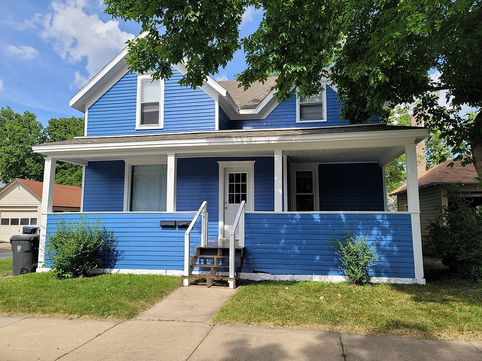 1st image of 217.5 Willard St