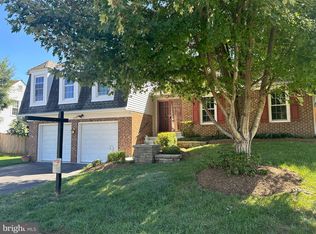 13575 Smallwood Ln, Chantilly, VA 20151