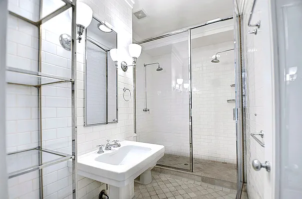 Rented by Urbane Brokerage | media 6