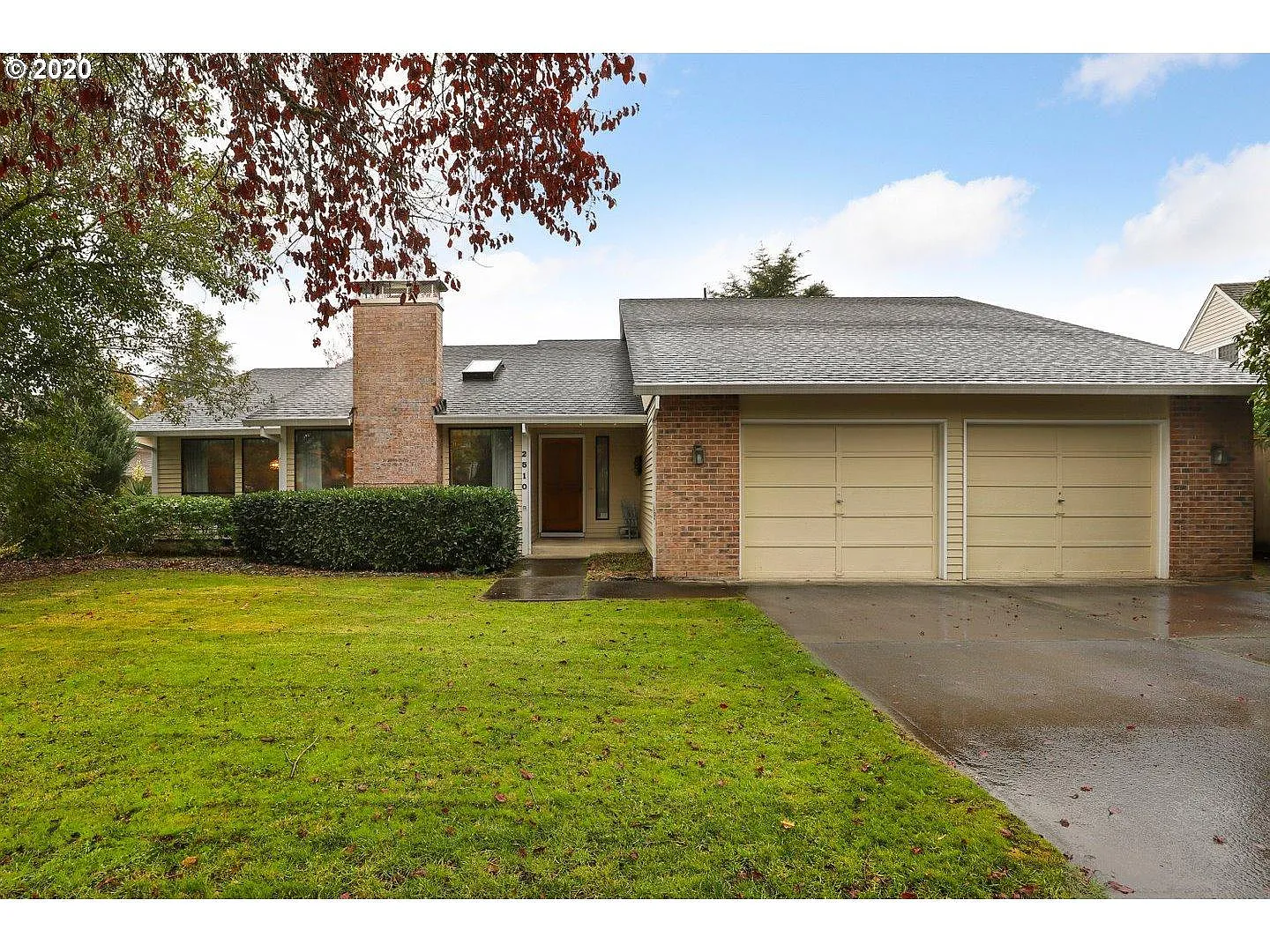 2510 SE Blairmont Dr photo 1