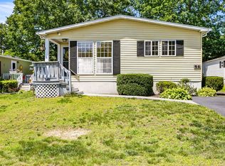 66 Leisurewoods Dr, Rockland, MA 02370
