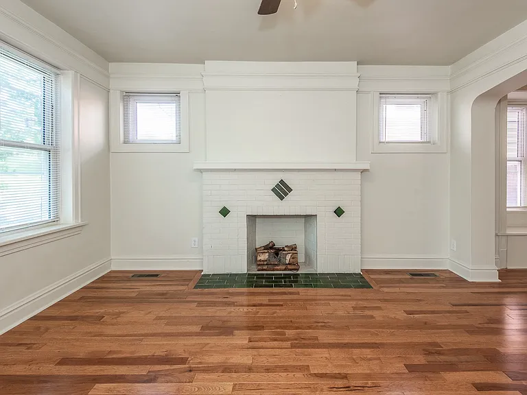 3663 Wilmington Ave — Photo 4