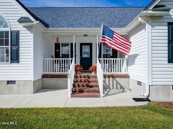 102 Candace Court, Newport, NC 28570