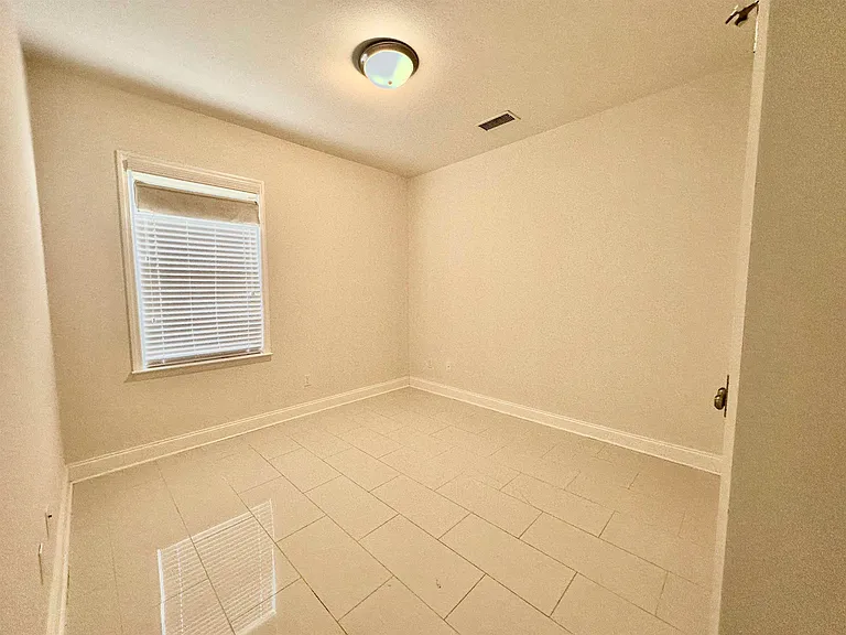 5021 Caracara Dr — Photo 8