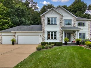 3601 Wintergreen Ct, Eau Claire, WI 54701