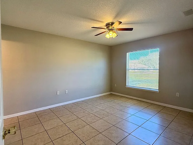 442 Flamingo Ct — Photo 11