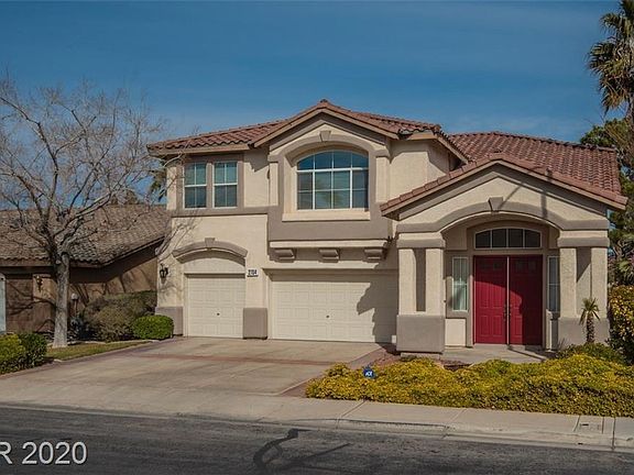 3rd image of 2704 Cool Lilac Ave