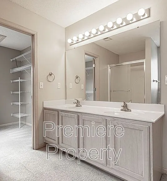 8119 N Elmwood Ave — Photo 10