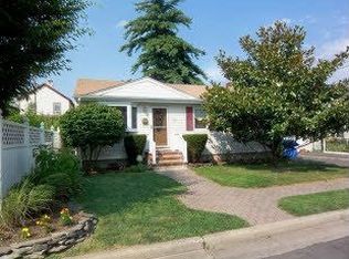 131 Minna St, Rahway, NJ 07065