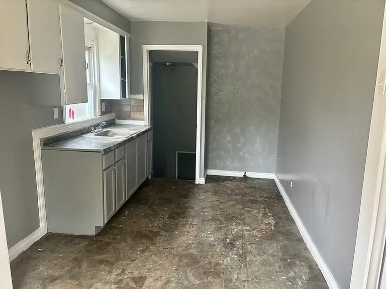 12725 Promenade St — Photo 2