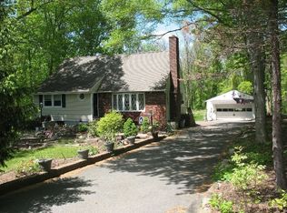 36 Dogwood Cir, Pine Brook, NJ 07058