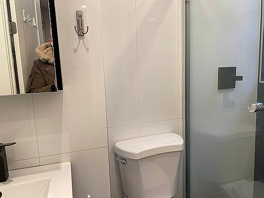 4th image of 1571 Lexington Ave APT 25