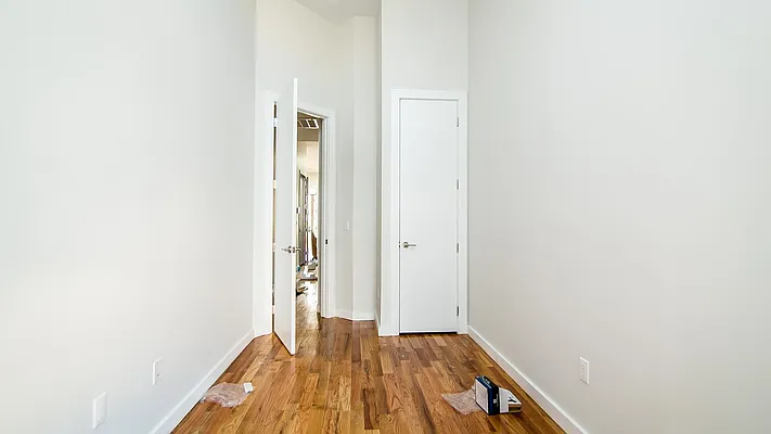 Rented by Nooklyn NYC LLC | media 24