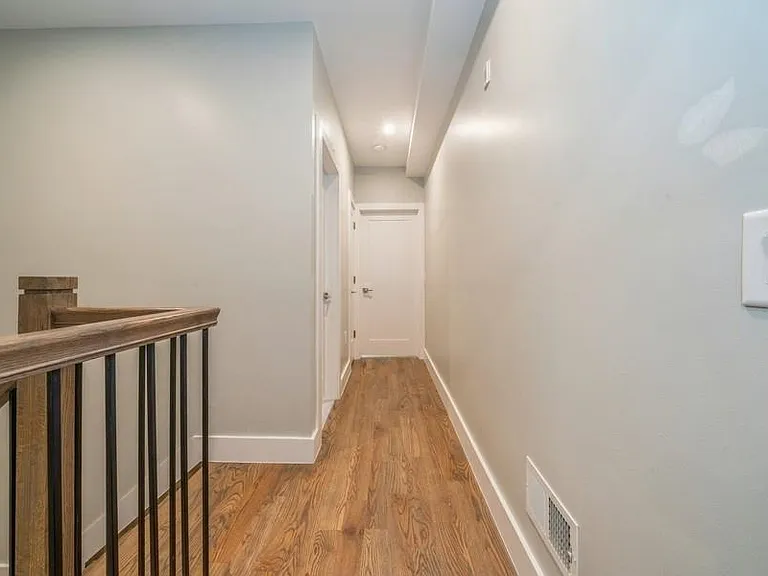 111 Collard St #2 — Photo 8