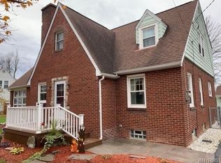 6908 Ward Rd, Niagara Falls, NY 14304