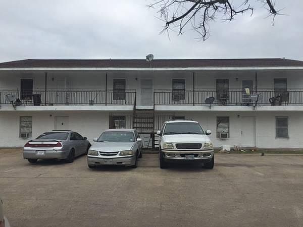 1st image of 1100 Clay St