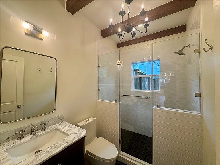 916 W Melwood St — Photo 14