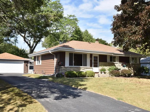 8635 North 52nd STREET, Brown Deer, WI 53223