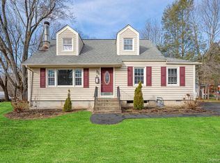 6 Cobble Place, Blauvelt, NY 10913