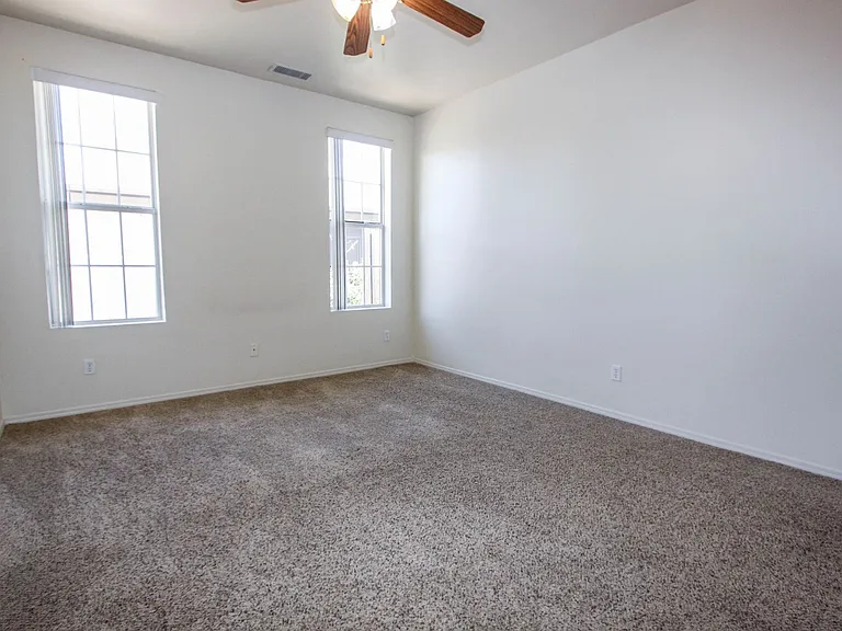 6190 N Rockland Dr — Photo 7