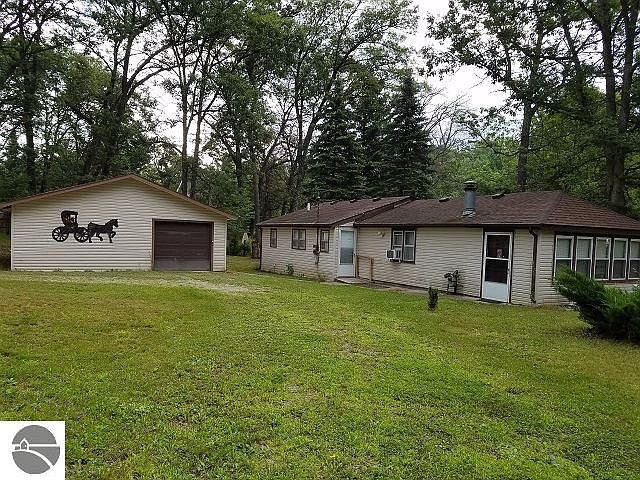 1st image of 5449 Oaklane Dr