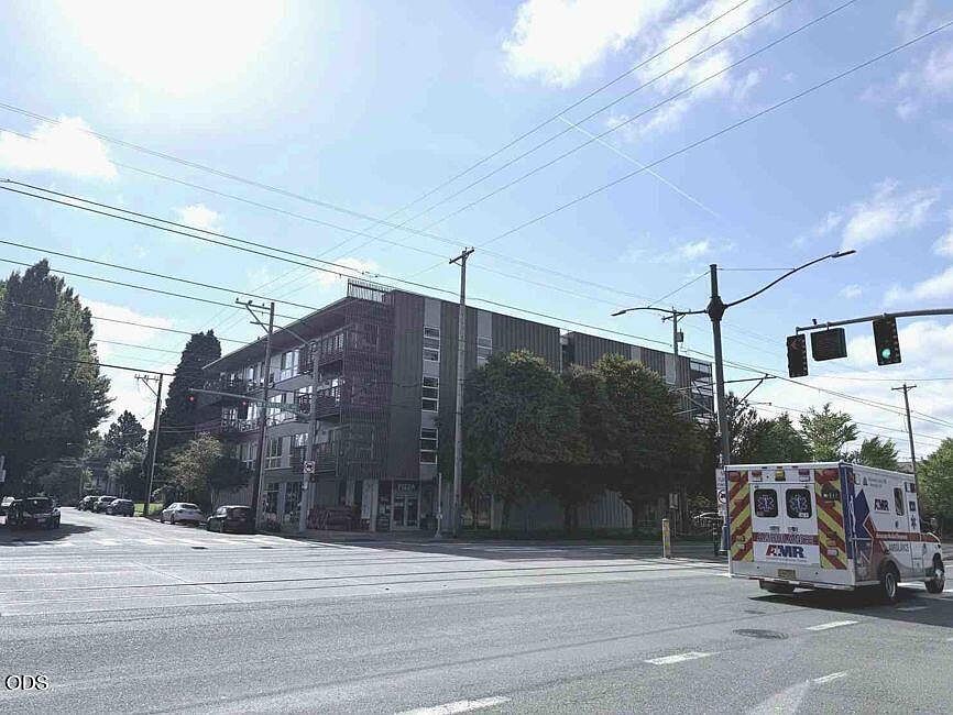 1st image of 3970 N Interstate Ave Unit 306