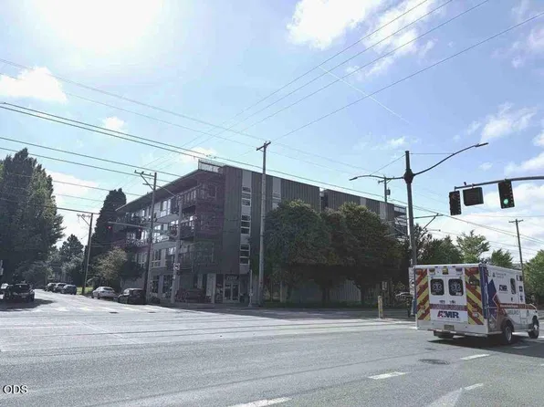 3970 N Interstate Ave Unit 306, Portland, OR 97227
