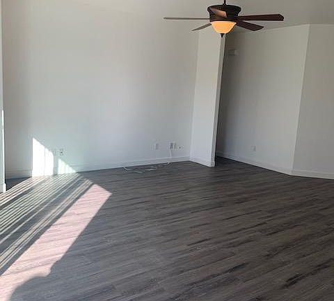 3rd image of 6053 E Cortland Ave
