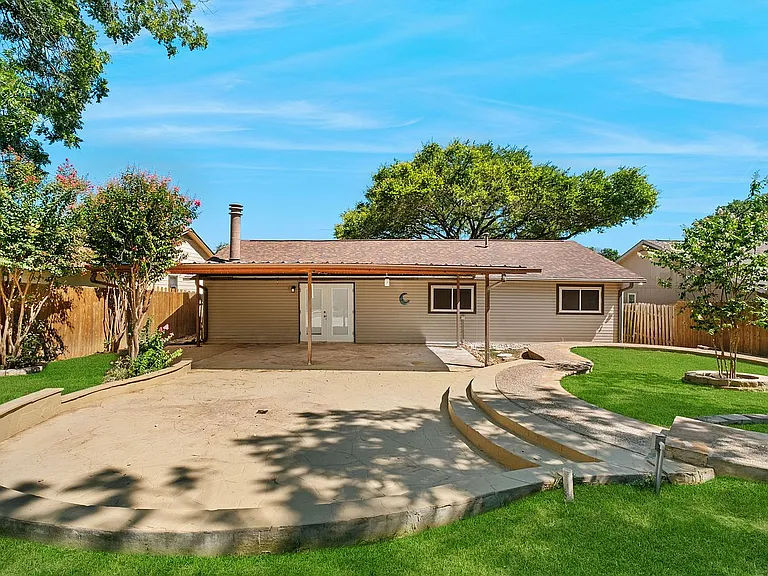 13934 Mission Valley — Photo 19