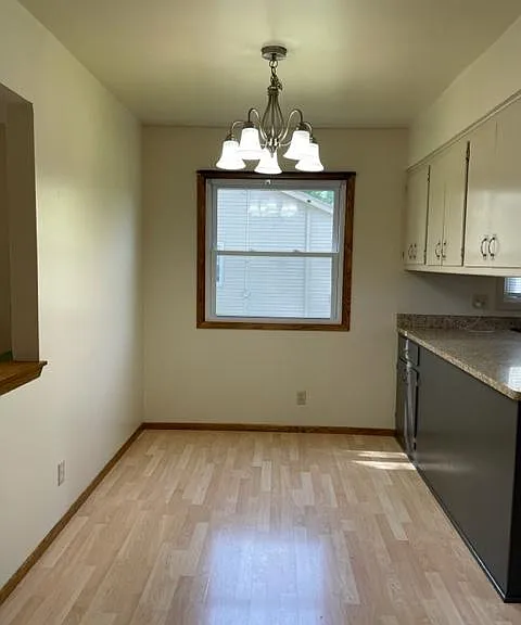 1832 Oakdale Dr — Photo 10