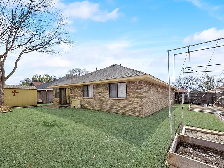 3217 Laurel Oaks Ct — Photo 14