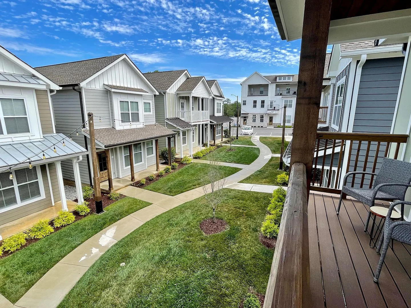 Beautiful 3-Bedroom Townhome at 127 Allison Way Minutes from Tennessee Tech — Photo 2