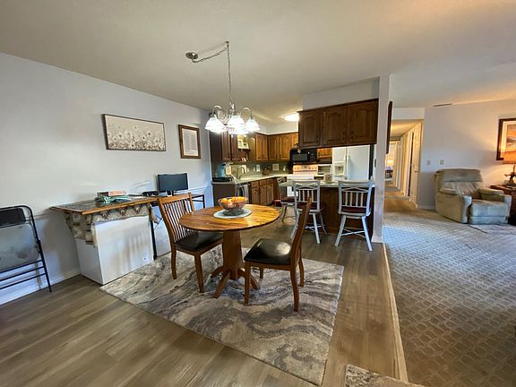 5th image of 130 Wilshire Drive #30
