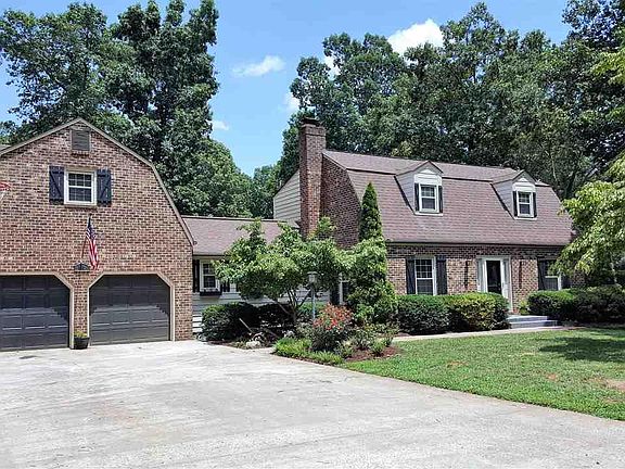 2nd image of 1482 Hardwood Cir