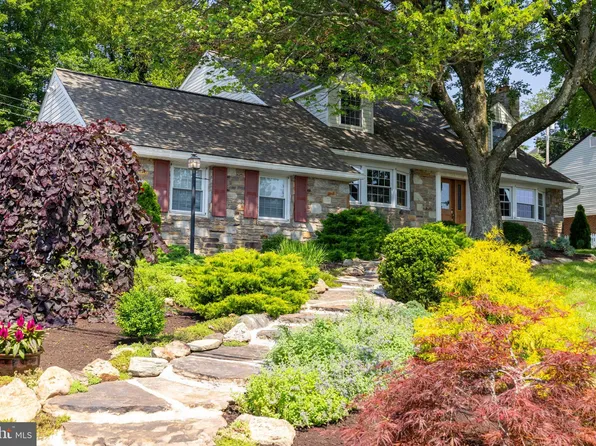 1540 Davidson Rd, Abington, PA 19001