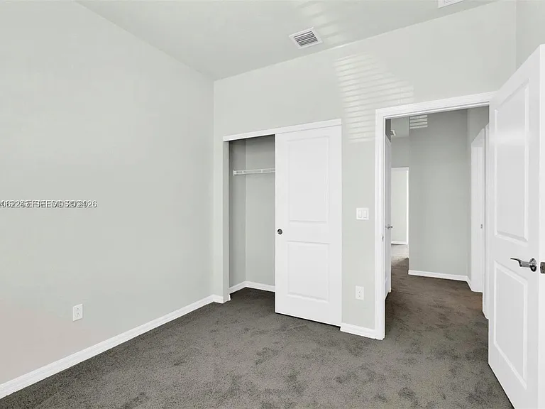 1240 Eucalyptus Dr #2 — Photo 18
