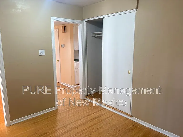 1013 Richmond Dr SE — Photo 20