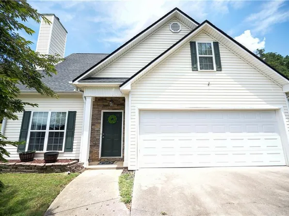 50 Hopkins Farm Dr, Adairsville, GA 30103