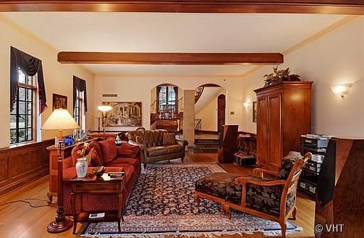 4th image of 815 Ashland Ave
