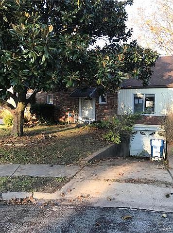 1st image of 607 Boenecke Ct