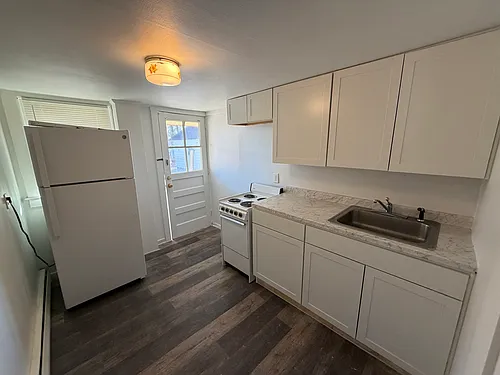 305-307 Silver Ln #1 Photo 1
