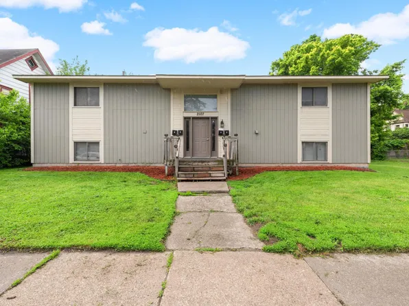 2107 5th Ave N, Minneapolis, MN 55405