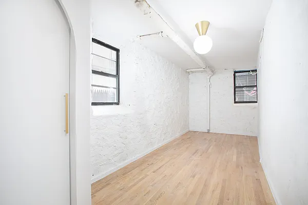 Rented by Compass | media 16