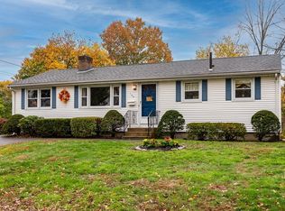 108 Brookfield Cir, Framingham, MA 01701