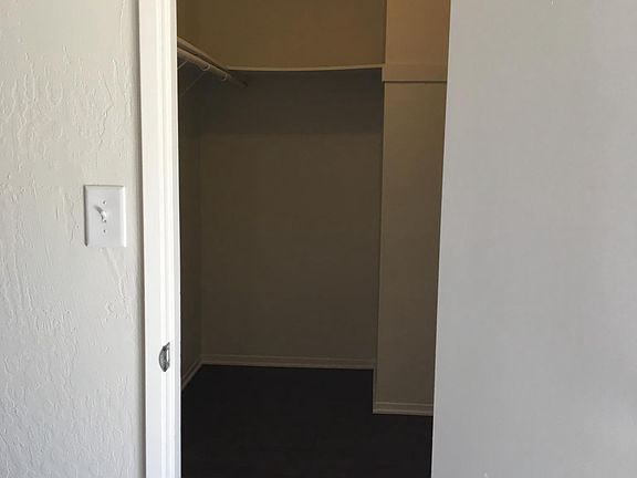 Walk in closet