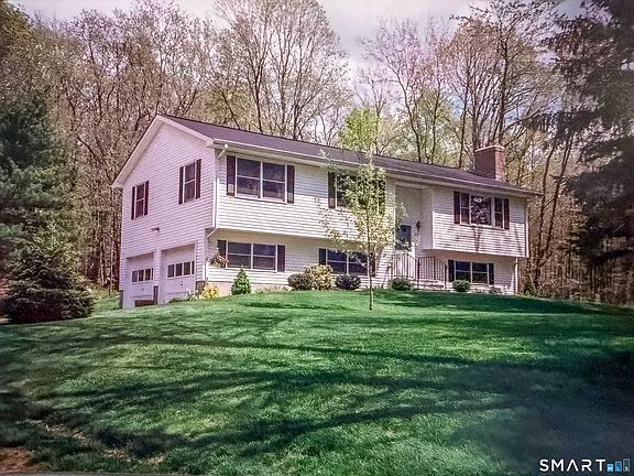 3rd image of 720 Bolton Road