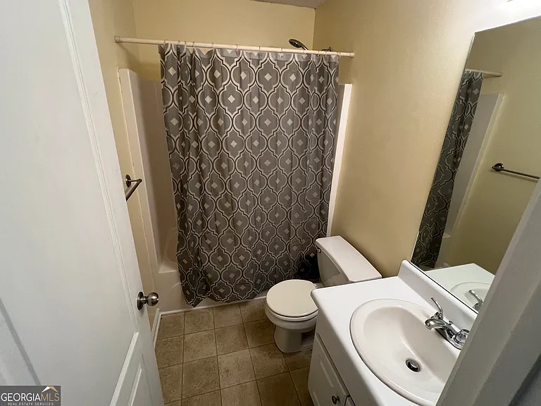 1229 Clearwater Dr — Photo 10
