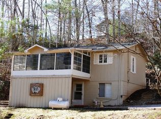 139 Watauga Heights Rd, Franklin, NC 28734